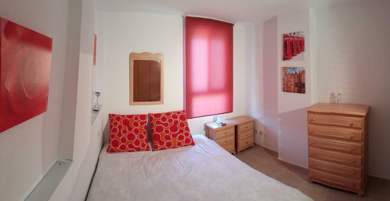 Apart. En Calpe A 150M. De La Playa Exterior photo